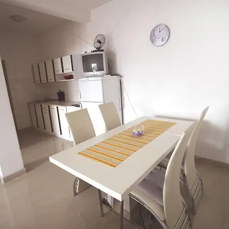 Apartamento By The Sea Pisak, Omis - 12545 *